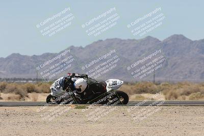 media/Apr-20-2025-CVMA (Sun) [[39090e8767]]/Race 11-500-350 Supersport (Holeshot)/